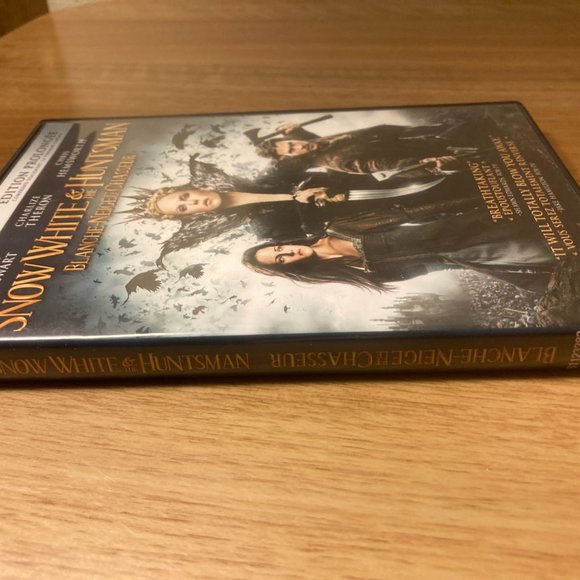 Snow White and the Huntsman DVD - Picture 2 of 4